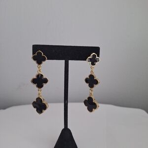 Clover Gold Earrings.Elegant Four Leaf Black, Brand New